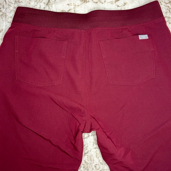 Figs burgundy mid rise Zamora Jogger
Pants PO# 3590 - Picture 7 of 7